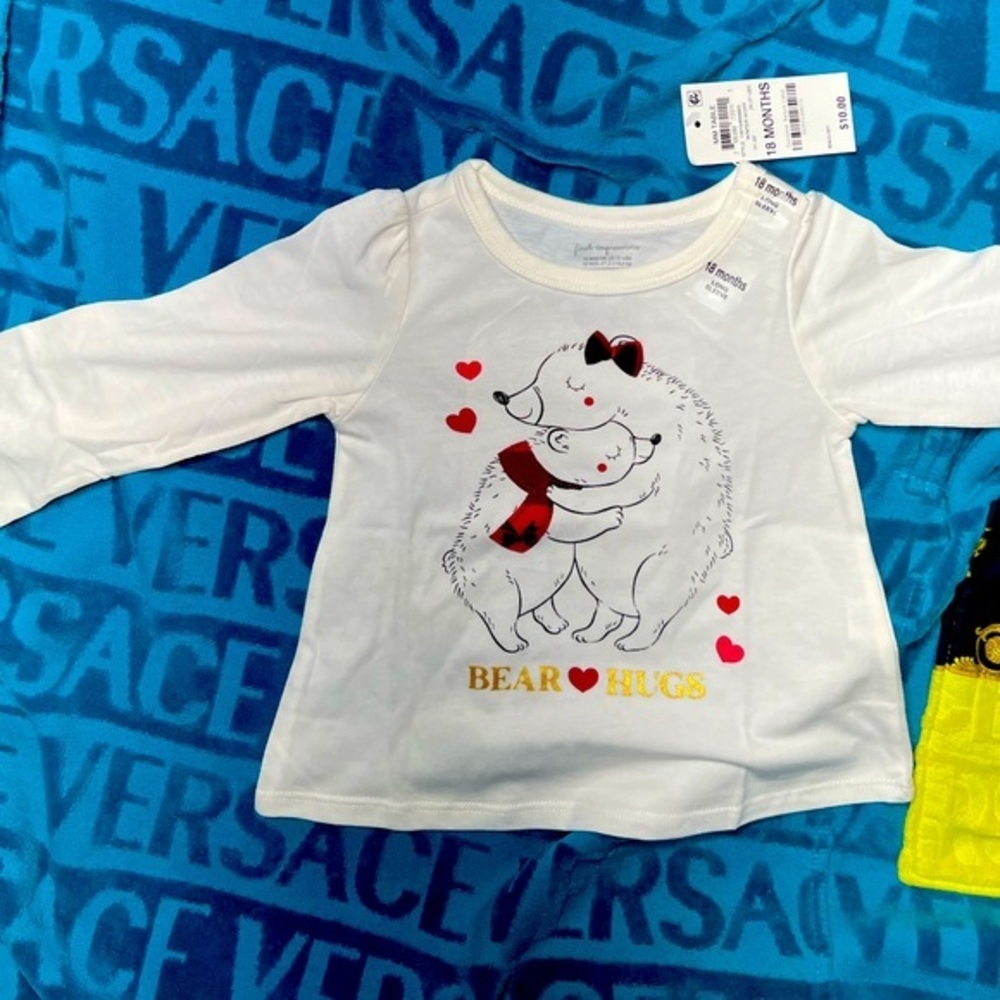 First Impressions Long sleeve Bears and Hugs tee
